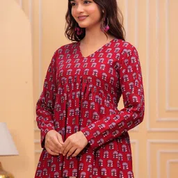 OKARA Floral Print Top image 3