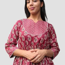 Artisan Glory Women Floral Printed Regular Pure Cotton Kurta with Trousers & With Dupatta image 3