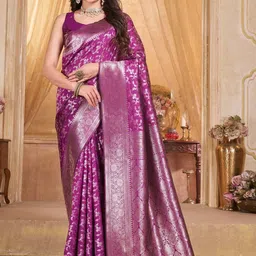 Garden Vareli Ethnic Motifs Woven Design Zari Saree-picture-34