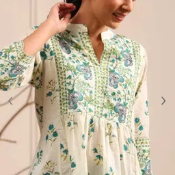 sitafab Women Floral Print Pure Cotton Flared Kurta image 2