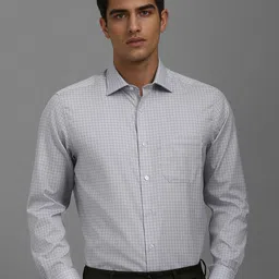 Louis Philippe Men Classic Fit Spread Collar Checked Cotton Formal Shirt-image-72