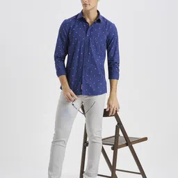 ROCKING SWAMY Men Printed Regular Fit Spread Collar Casual Shirt image 2