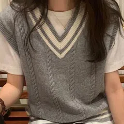 StyleCast Women Cable Knit V Neck Sleeveless Sweater-image-25