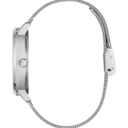 GUESS Women Dial & Bracelet Style Straps Analogue Watch GW0243L1 image 2