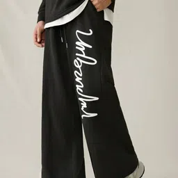 CLOTH N CODE Men Printed Relaxed Straight Fit Trousers-picture-10