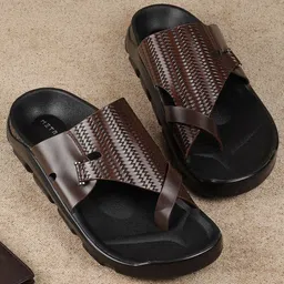 Metro Men Rubber Thong Flip-Flops-image-12