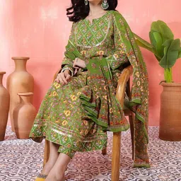 DIVASTRI Women Floral Printed Regular Mirror Work Pure Cotton Kurta with Trousers & With Dupatta image 5
