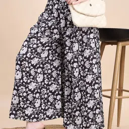 POOJARAN SAREE Women Floral Printed Palazzos-picture-39