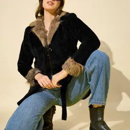 QIOA Asymmetric Closure Lapel Collar Velvet Tailored Jacket image 4