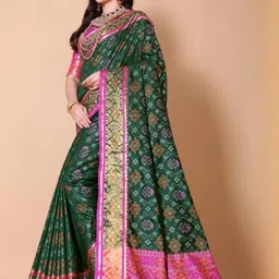 AKSH FASHION Green Silk Blend Sarees-image-75