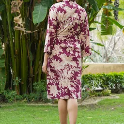 SANSKRUTIHOMES Women Maroon & Beige Printed Cotton Bath Robe image 5