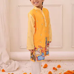 KID1 Pichwai Printed Mandarin Collar Straight Kurta With Pyjama image 3