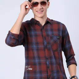 V-Mart Men Buffalo Checked Spread Collar Cotton Casual Shirt-image-10