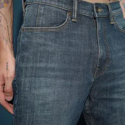 Lee Men Mid-Rise Bootcut Light Fade Stretchable Jeans image 3