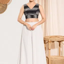 KALINI Woven Designed V-Neck Padded Pure Silk Saree Blouse image 2