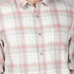 Chennis Checked Spread Collar Cotton Slim Fit Casual Shirt image 5