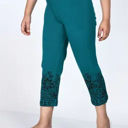 YK Girls Pack Of 4 Printed High Rise Lounge Pants image 5