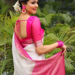 DIVASTRI Woven Design Zari Banarasi Saree image 2