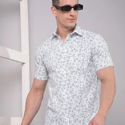 Crimsoune Club Men Floral Printed Classic Slim Fit Casual Shirt-image-0