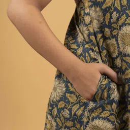 SPARSA Ethnic Motifs Print A-Line Midi Dress image 4