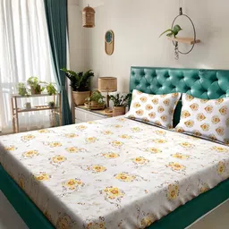 KLOTTHE Yellow & White Floral King Bedsheet with 2 Pillow Covers-image-70