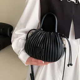 LULU & SKY Structured Handheld Bag-picture-55