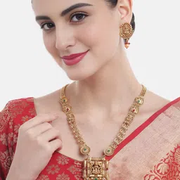 ORANGENYSHA Gold Plated Stone Studded & Beaded Temple Jewellery Set image 4
