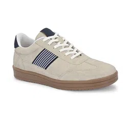 Roadster Men Beige Printed Sneakers image 2