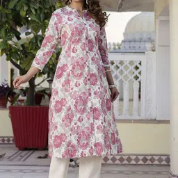 Pistaa Floral Printed High Slit Mandarin Collar Pure Cotton A-Line Kurta With Trousers image 3