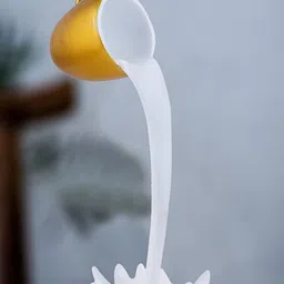 Zart White Idol Showpiece image 1