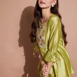 routes by all about you all about you Puff Sleeve Studded Longline Top image 2