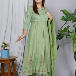 gvs shoppe Women Viscose Rayon Kurta Pant Dupatta Set image 4