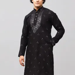 BLUESAANCHI Men Ethnic Motifs Embroidered Regular Kurta with Trousers image 2