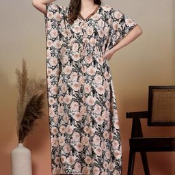 KLOTTHE Women Black Maxi Nightdress-picture-22