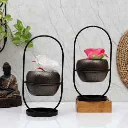 amaya decors Black & Gold Textured Apple Planter Set of 2 image 1