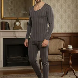 MACK JONNEY Men Round Neck Striped Breathable & Quick-Drying Thermal Set image 3