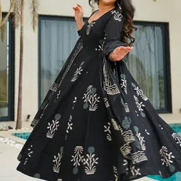 ARADHNA Women Ethnic Motifs Printed Panelled Kurta with Palazzos & With Dupatta image 2