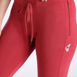 Zelocity by Zivame Women Mid-Rise Ankle Length Tights image 4