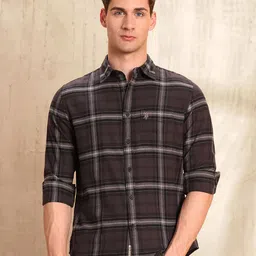 U.S. Polo Assn. Denim Co. Men Slim Fit Checked Spread Collar Cotton Casual Shirt-picture-16