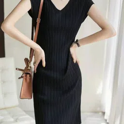 Outzidr Black V Neck Rib Dress-picture-33