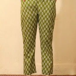 Sangria Women Floral Printed Regular Pure Cotton Kurta with Trousers & With Dupatta image 5