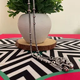 MOHATI Women Set of 2 Brass Silver-Plated Anklet image 5