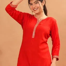 KPF Floral Embroidered Lace Top-picture-28