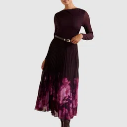 Forever New Floral Printed Fit & Flare Midi Dress-image-40