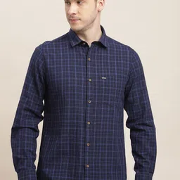 Turtle Men Relaxed Slim Fit Grid Tattersall Checks Opaque Checked Casual Shirt image 1
