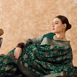 Sangria Woven Design Banarasi Saree With Blouse Piece image 5