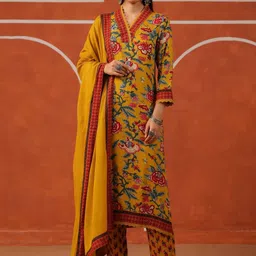 KALINI Women Printed Viscose Rayon Kurta Sets With Dupatta-picture-22