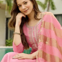 TWINS LADY Women Embroidered Regular Kurta with Trousers & Dupatta image 4