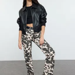 Trendyol Women Mildly Distressed Jeans-picture-17