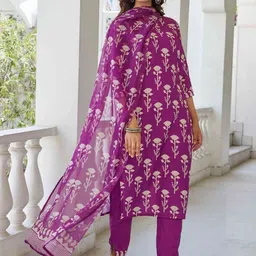 CAPITALHAVEN Women Floral Printed Kurta with Trousers & Dupatta image 2